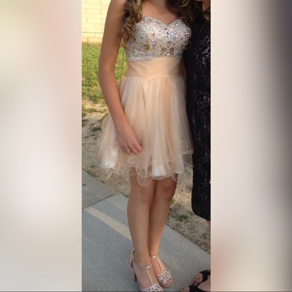 Blush Shail K. Strapless Formal/Prom Dress - Picture 2 of 2